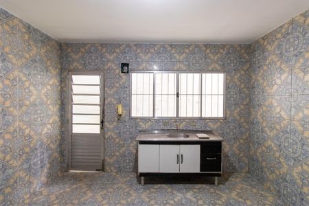 Casa para alugar com 90m², 2 quartos e 1 vaga Casa para alugar com 90m², 2 quartos e 1 vagaCozinha - Armários