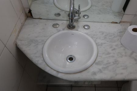 Casa para alugar com 60m², 2 quartos e sem vaga Casa para alugar com 60m², 2 quartos e sem vagaBanheiro