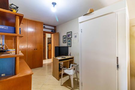 Casa à venda com 320m², 4 quartos e 2 vagasQuarto 01