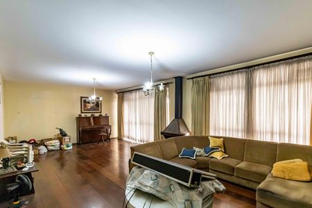 Casa à venda com 320m², 4 quartos e 2 vagasSala