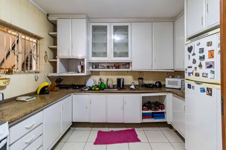 Casa à venda com 320m², 4 quartos e 2 vagasCozinha