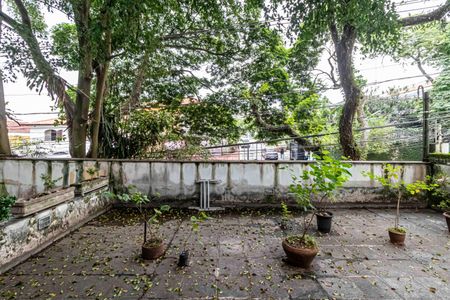 Casa à venda com 320m², 4 quartos e 2 vagasVaranda