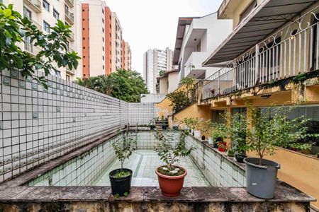 Casa à venda com 320m², 4 quartos e 2 vagasPiscina