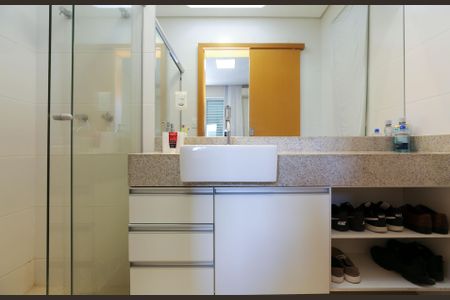 Apartamento à venda com 157m², 3 quartos e 2 vagasBanheiro 2