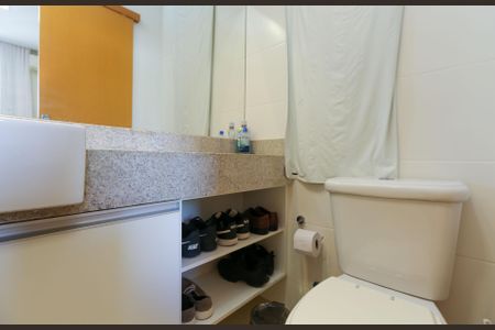 Apartamento à venda com 157m², 3 quartos e 2 vagasBanheiro 2