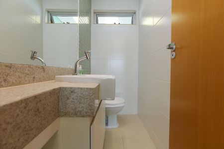 Apartamento à venda com 157m², 3 quartos e 2 vagasBanheiro 3