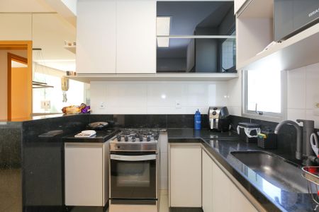 Apartamento à venda com 157m², 3 quartos e 2 vagasCozinha