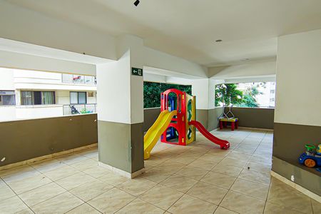 Apartamento à venda com 67m², 2 quartos e 1 vagaÁrea comum