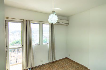 Apartamento à venda com 67m², 2 quartos e 1 vagaQuarto 2