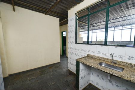 Casa à venda com 200m², 8 quartos e 2 vagasCasa 2 Área de Serviço