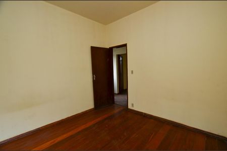 Casa à venda com 200m², 8 quartos e 2 vagasQuarto 2 - Suíte