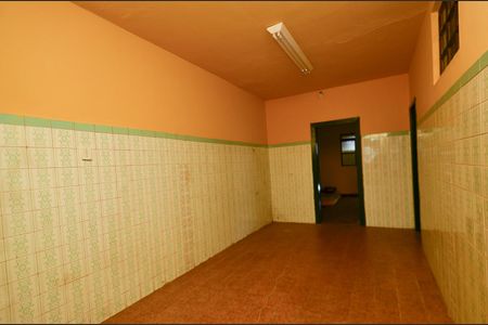 Casa à venda com 200m², 8 quartos e 2 vagasCorredor da Sala 