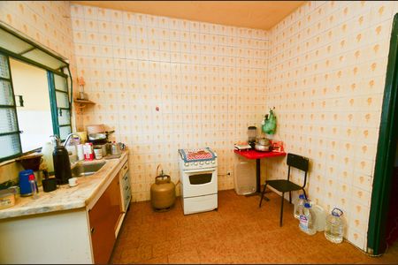 Casa à venda com 200m², 8 quartos e 2 vagasCozinha