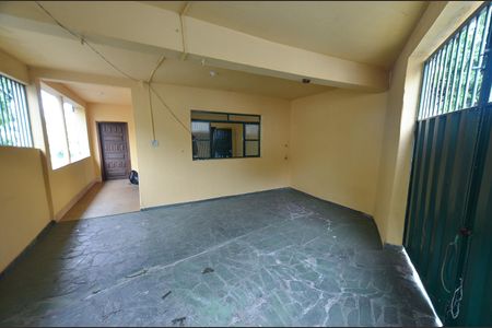 Casa à venda com 200m², 8 quartos e 2 vagasGaragem