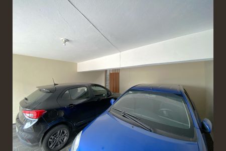 Casa à venda com 281m², 3 quartos e 3 vagas Casa à venda com 281m², 3 quartos e 3 vagasVagas