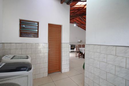 Casa à venda com 281m², 3 quartos e 3 vagasÁrea de Serviço