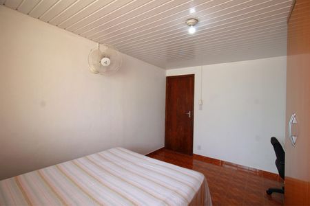 Casa à venda com 281m², 3 quartos e 3 vagasQuarto 2
