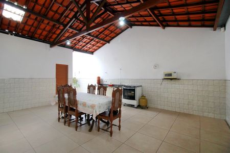 Casa à venda com 281m², 3 quartos e 3 vagasCozinha