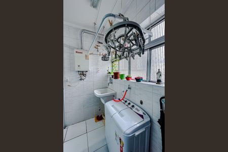 Apartamento para alugar com 55m², 2 quartos e 1 vagaÁrea de Serviço