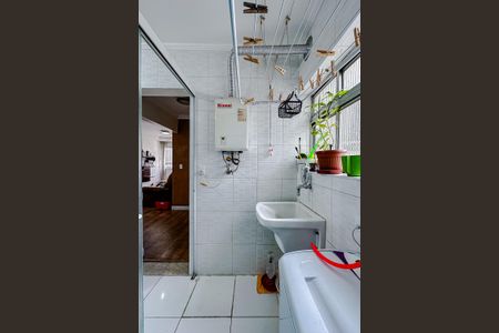 Apartamento para alugar com 55m², 2 quartos e 1 vagaÁrea de Serviço