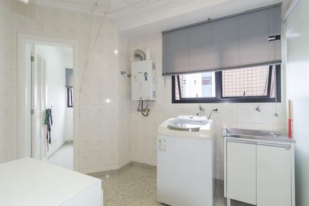 Apartamento à venda com 137m², 3 quartos e 5 vagasÁrea de Serviço