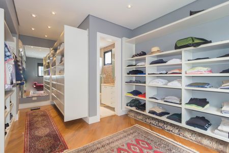 Apartamento à venda com 137m², 3 quartos e 5 vagasSuíte 2