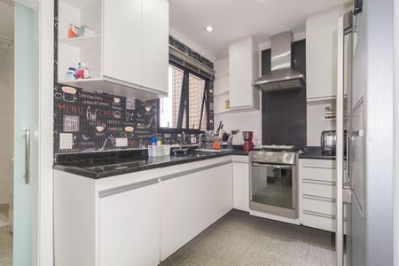 Apartamento à venda com 137m², 3 quartos e 5 vagasCozinha