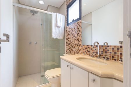 Apartamento à venda com 137m², 3 quartos e 5 vagasBanheiro - Suíte 2