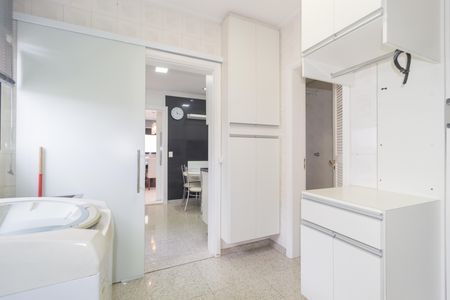 Apartamento à venda com 137m², 3 quartos e 5 vagasÁrea de Serviço