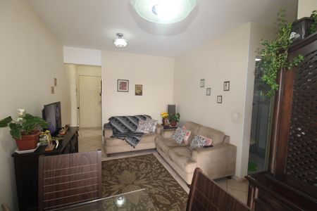 Apartamento à venda com 65m², 3 quartos e 1 vagaSala