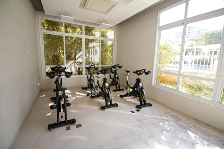 Apartamento para alugar com 60m², 2 quartos e 2 vagas Apartamento para alugar com 60m², 2 quartos e 2 vagasÁrea Comum - Academia
