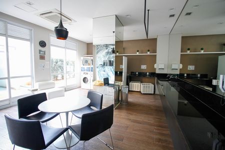 Apartamento para alugar com 60m², 2 quartos e 2 vagas Apartamento para alugar com 60m², 2 quartos e 2 vagasÁrea Comum - Lavanderia