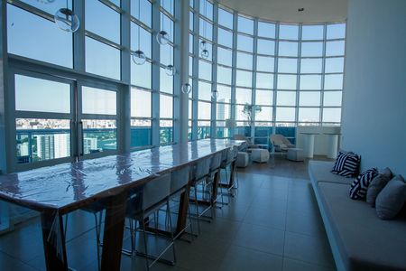 Apartamento para alugar com 60m², 2 quartos e 2 vagas Apartamento para alugar com 60m², 2 quartos e 2 vagasÁrea Comum - Salão de Festas