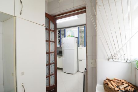 Apartamento à venda com 70m², 2 quartos e 2 vagasCozinha e Área de Serviço