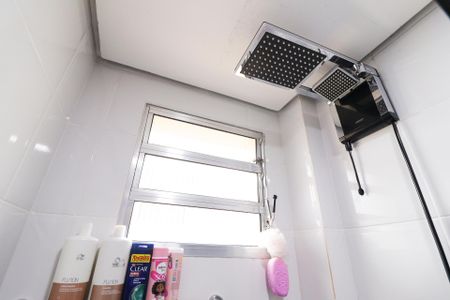 Apartamento à venda com 70m², 2 quartos e 2 vagasBanheiro da Suíte