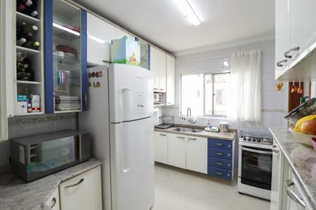 Apartamento à venda com 70m², 2 quartos e 2 vagasCozinha e Área de Serviço
