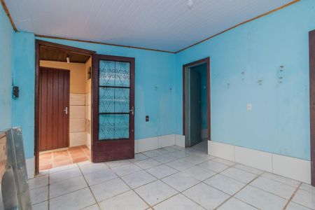 Casa à venda com 650m², 2 quartos e 2 vagas Casa à venda com 650m², 2 quartos e 2 vagasSala / Cozinha