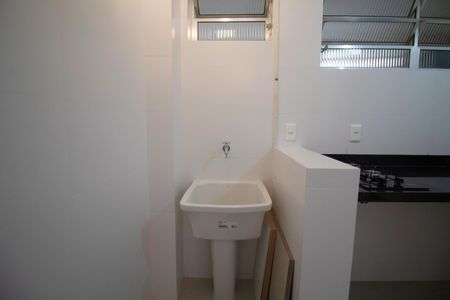 Apartamento à venda com 53m², 2 quartos e sem vaga Apartamento à venda com 53m², 2 quartos e sem vagaÁrea de Serviço