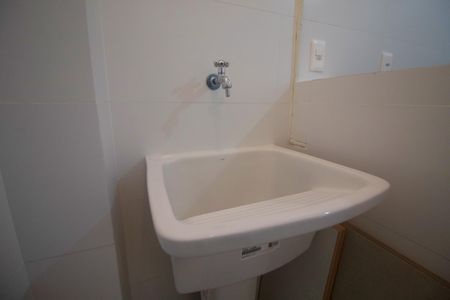 Apartamento à venda com 53m², 2 quartos e sem vaga Apartamento à venda com 53m², 2 quartos e sem vagaÁrea de Serviço