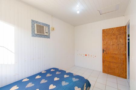 Casa à venda com 60m², 2 quartos e 2 vagas Casa à venda com 60m², 2 quartos e 2 vagasQuarto 1