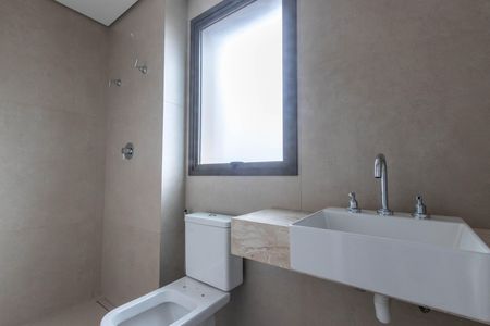Apartamento à venda com 110m², 2 quartos e 2 vagas Apartamento à venda com 110m², 2 quartos e 2 vagasBanheiro da Suíte 1