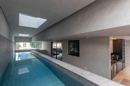 Apartamento à venda com 110m², 2 quartos e 2 vagas Apartamento à venda com 110m², 2 quartos e 2 vagasÁrea comum - Área comum - Piscina Coberta