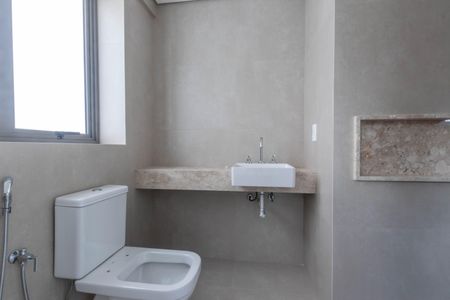 Apartamento à venda com 80m², 2 quartos e 2 vagasBanheiro