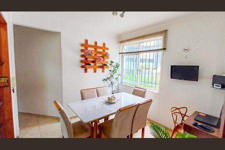 Apartamento à venda com 234m², 3 quartos e 2 vagas Apartamento à venda com 234m², 3 quartos e 2 vagasSala