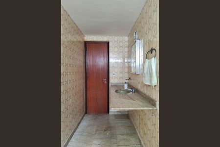 Apartamento à venda com 145m², 3 quartos e 2 vagasBanheiro Social