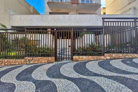 Apartamento à venda com 145m², 3 quartos e 2 vagasFachada