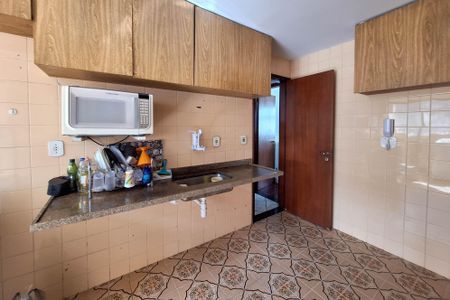 Apartamento à venda com 145m², 3 quartos e 2 vagasCozinha