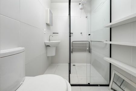 Studio à venda com 38m², 1 quarto e sem vaga Studio à venda com 38m², 1 quarto e sem vagaBanheiro