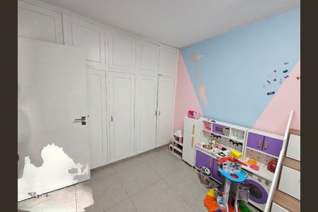 Casa à venda com 130m², 3 quartos e 2 vagas