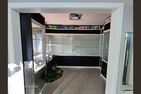 Casa à venda com 130m², 3 quartos e 2 vagas